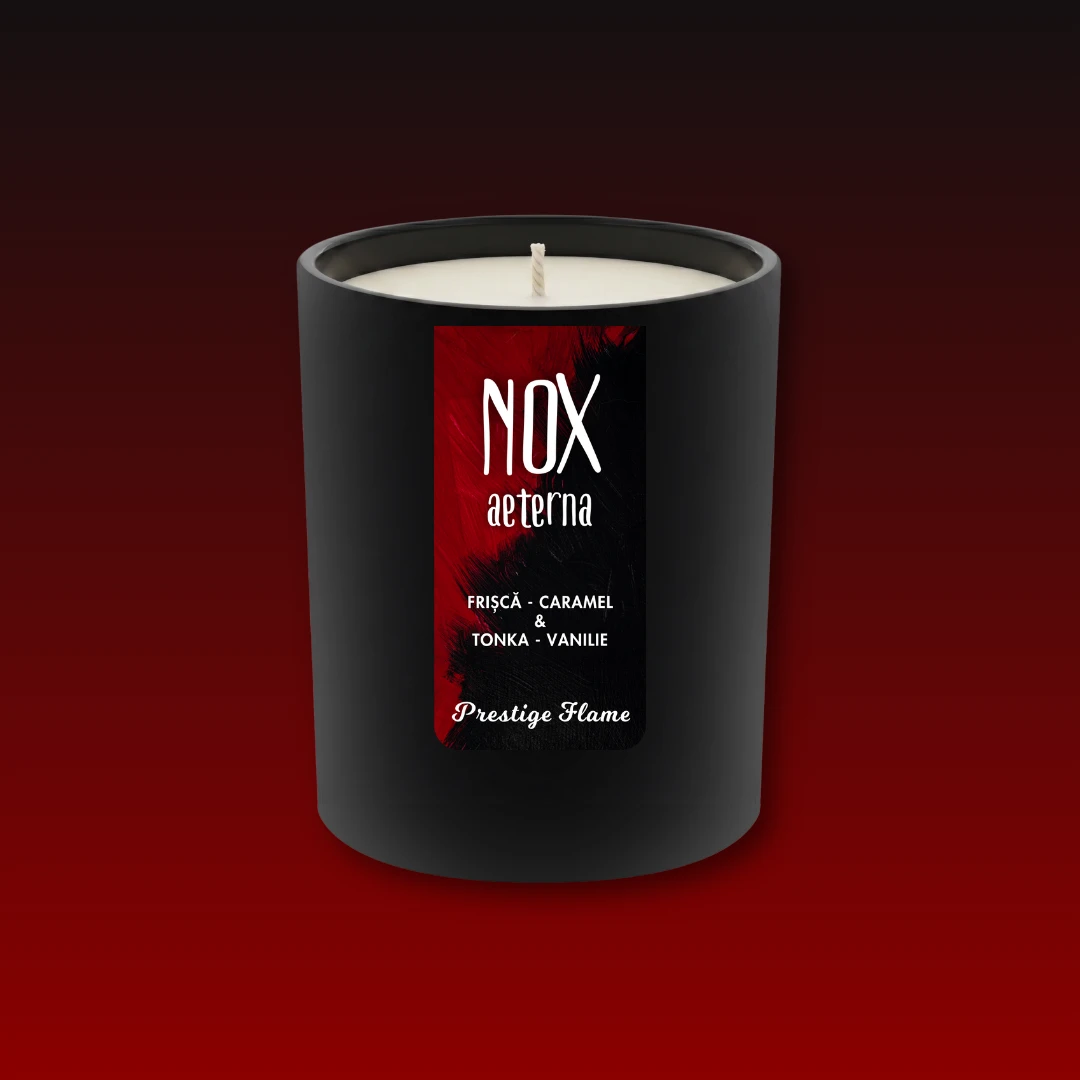Lumânare parfumată Prestige Flame - NOX aeterna Collection - Frișcă Caramel Tonka Vanilie - 180g - recipient negru mat cu capac argintiu a3