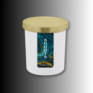 Lumânare parfumată Prestige Flame - Budoir - Monolith Collection - 280g - recipient alb mat cu capac auriu B1