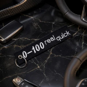 Breloc Brodat - Prestige Flame - Real Quick Material premium impermeabil, extrem de durabil în timp. Ață de înaltă calitate, rezistentă la intemperii, raze UV, căldură și frecare