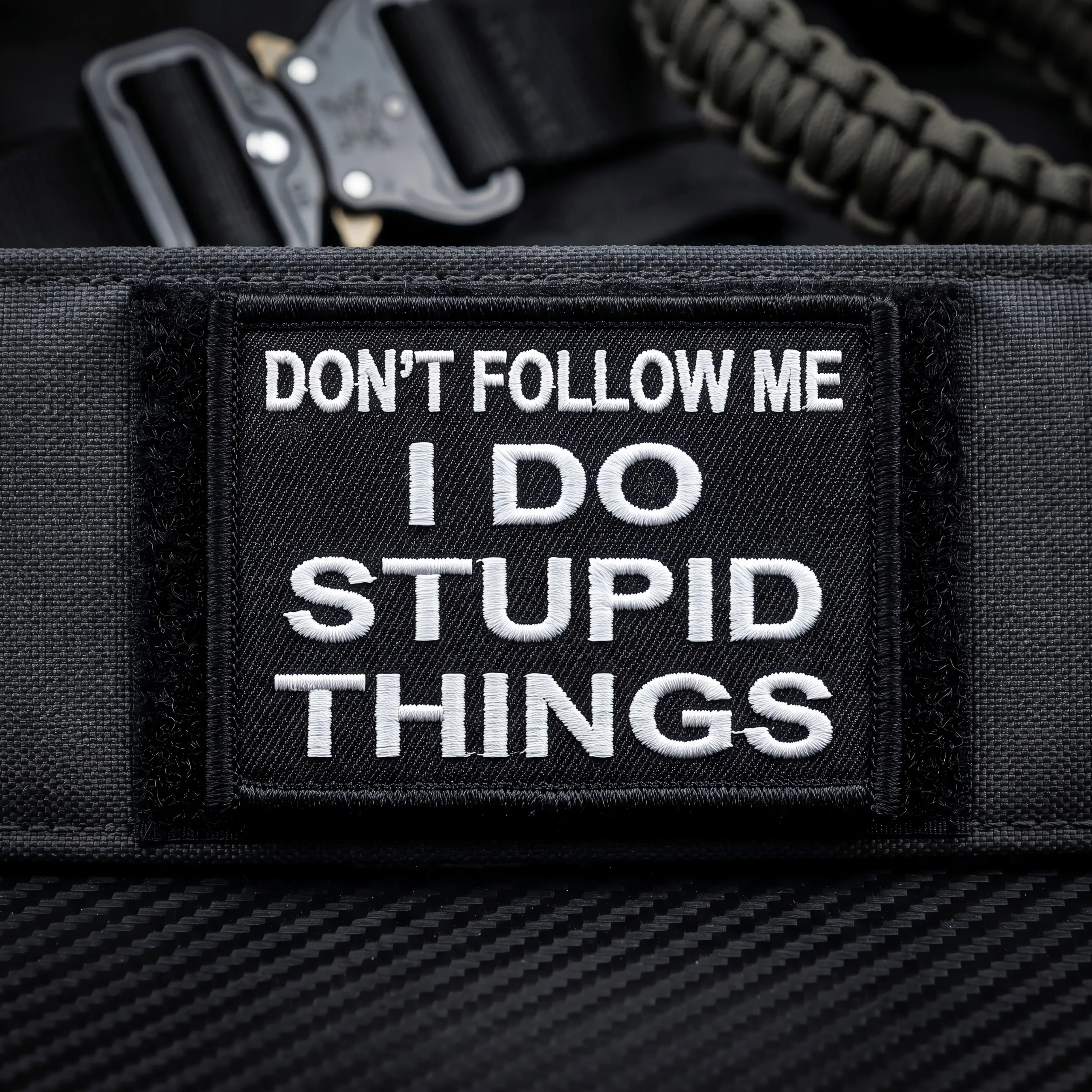 Patch - Prestige Flame - I Do Stupid Things Material premium impermeabil, extrem de durabil în timp. Ață de înaltă calitate, rezistentă la intemperii, raze UV, căldură și frecare